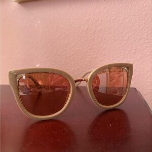 Chic Tan Sunglasses